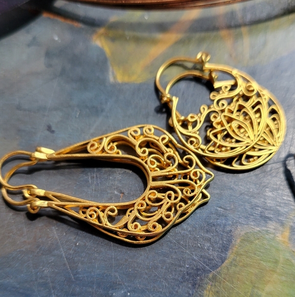 SOLD Handmade Filigree Gold Plated over Sterling Silver Lotus Earrings Hoop - Picture 5 of 5